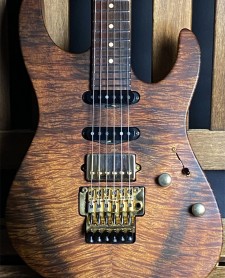 Suhr Limited Edition Two Tone Specs Reb Beach Killer Koa